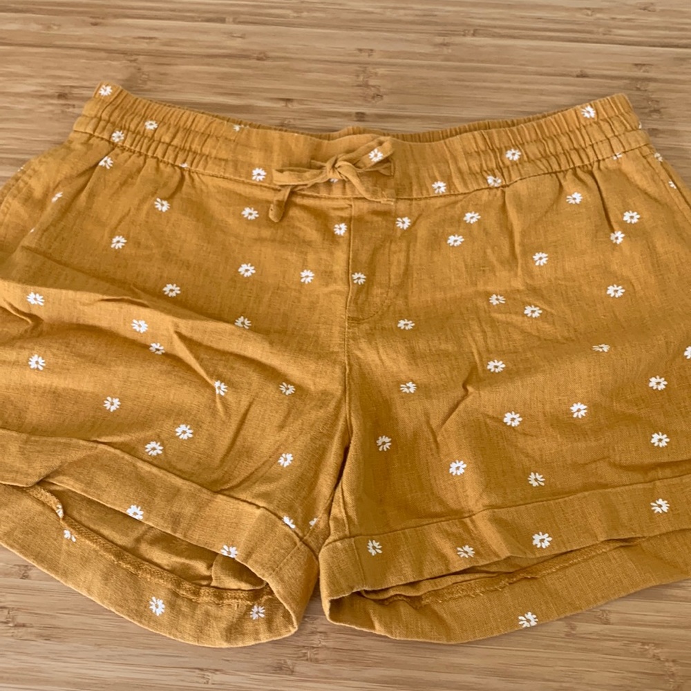 Daisy floral linen shorts 🩳